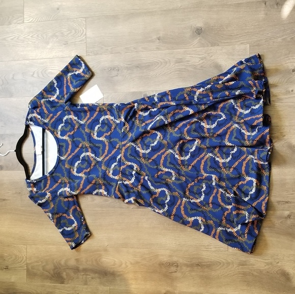 LuLaRoe Dresses & Skirts - LuLaRoe Nicole dress size L